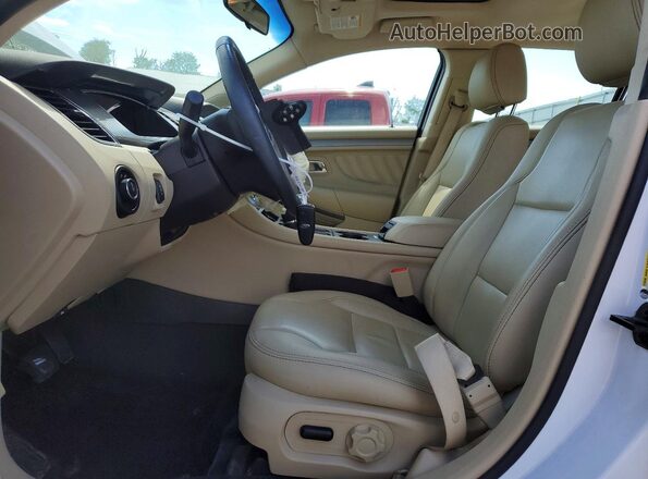 1FAHP2E8XKG110577 2019 FORD TAURUS White Front interior view