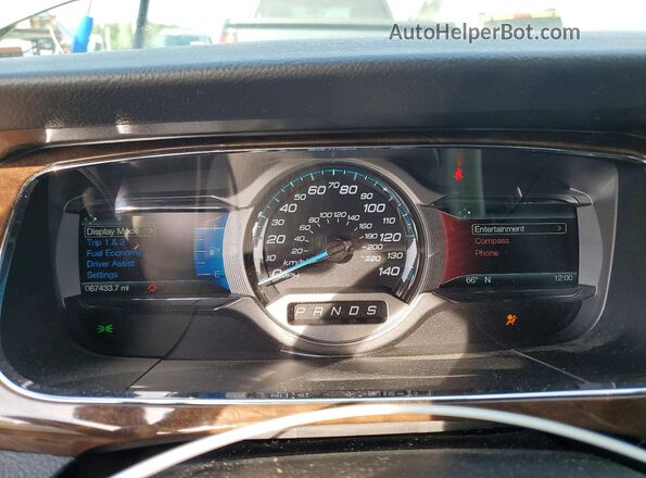 1FAHP2F83JG113642 2018 FORD TAURUS Beige Вид панелі приладів