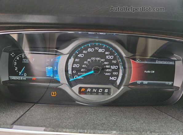 1FAHP2F83JG130487 2018 FORD TAURUS Silver Instrument cluster view