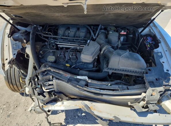 1FAHP2F89GG107580 2016 FORD TAURUS Silver Rear interior view