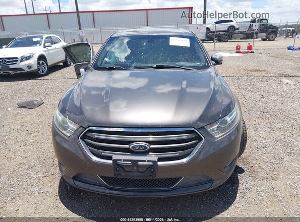 1FAHP2F8XGG105112 2016 FORD TAURUS Gray Rear interior view