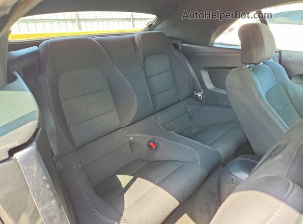 1FATP8EM4G5311940 2016 FORD MUSTANG Blue Вид задніх сидінь
