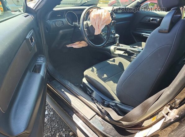1FATP8EM7H5286436 2017 FORD MUSTANG Black Vista del salpicadero