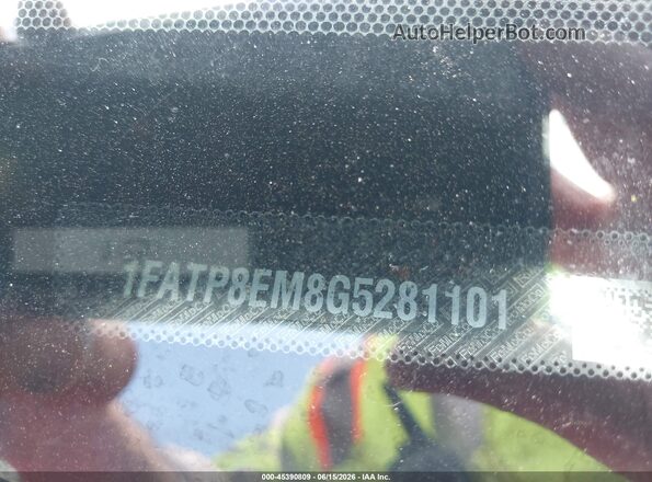 1FATP8EM8G5281101 2016 FORD MUSTANG Red Vista del compartimento del motor