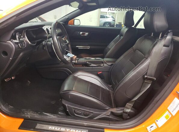 1FATP8FF0L5188180 2020 FORD MUSTANG Orange წინა სალონის ხედი
