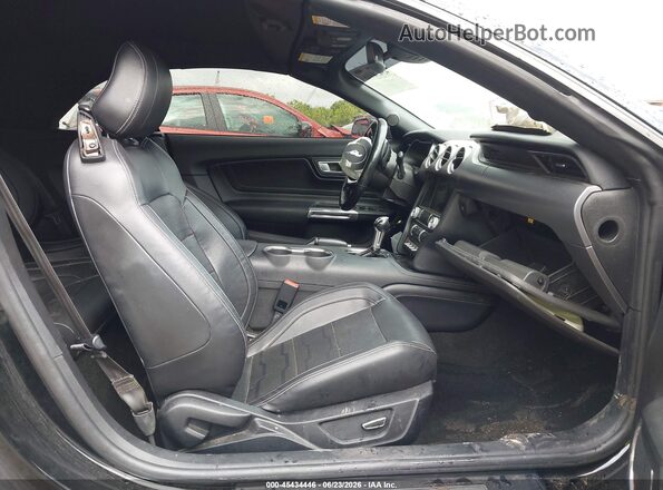 1FATP8FF1J5102761 2018 FORD MUSTANG Black Widok wnętrza z przodu