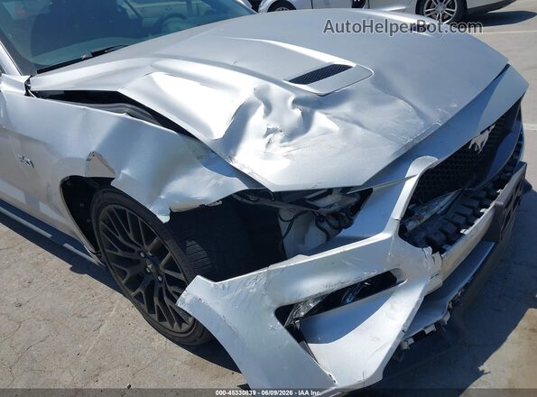 1FATP8FF8J5177330 2018 FORD MUSTANG Silver Widok z przodu