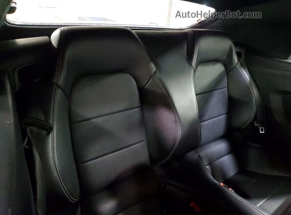 1FATP8UH0J5109799 2018 FORD MUSTANG Silver Вид задніх сидінь