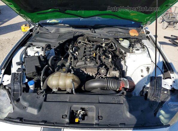 1FATP8UH0M5100590 2021 FORD MUSTANG White 