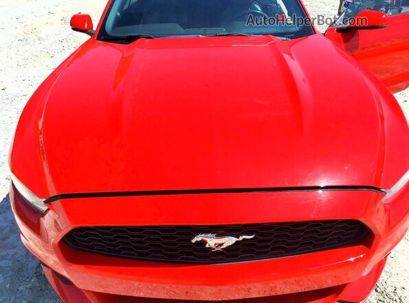 1FATP8UH2H5278104 2017 FORD MUSTANG Red Vista interior trasera