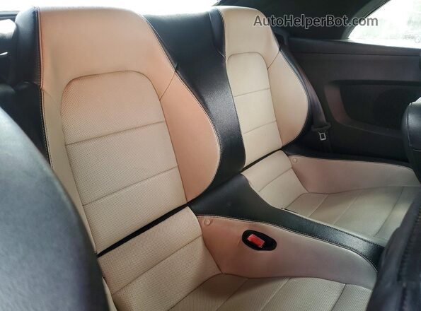 1FATP8UH2L5106342 2020 FORD MUSTANG White Вид задніх сидінь