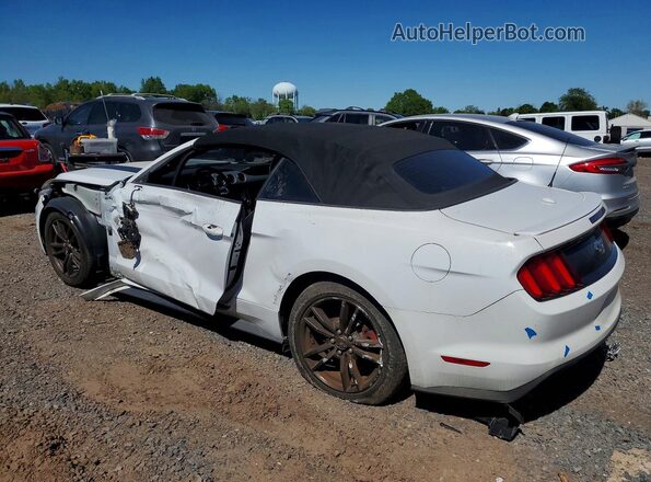 1FATP8UH3H5279746 2017 FORD MUSTANG Белый Задняя левая четверть
