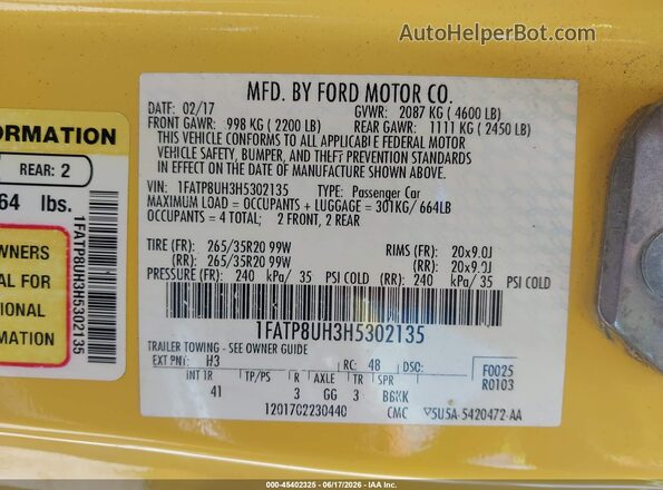 1FATP8UH3H5302135 2017 FORD MUSTANG Yellow Vista del compartimento del motor