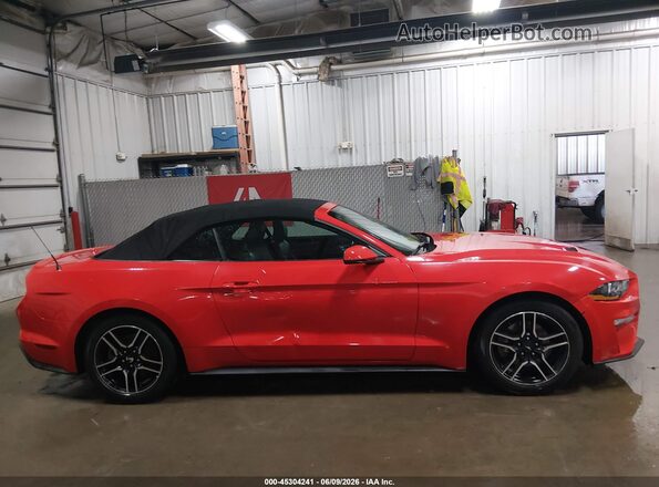 1FATP8UH3J5155563 2018 FORD MUSTANG Red Вид задньої частини салону