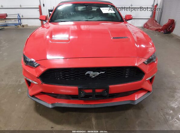 1FATP8UH3J5155563 2018 FORD MUSTANG Red Вид щитка приладів