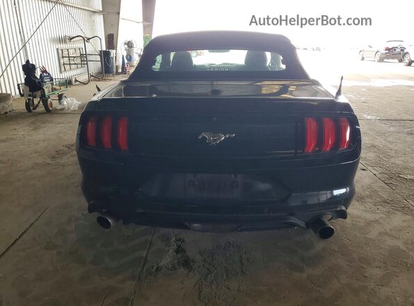1FATP8UH4J5142689 2018 FORD MUSTANG Черный Вид сзади