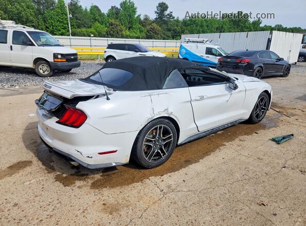 1FATP8UH4K5104378 2019 FORD MUSTANG White Rear right