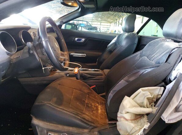 1FATP8UH4K5170011 2019 FORD MUSTANG Silver 