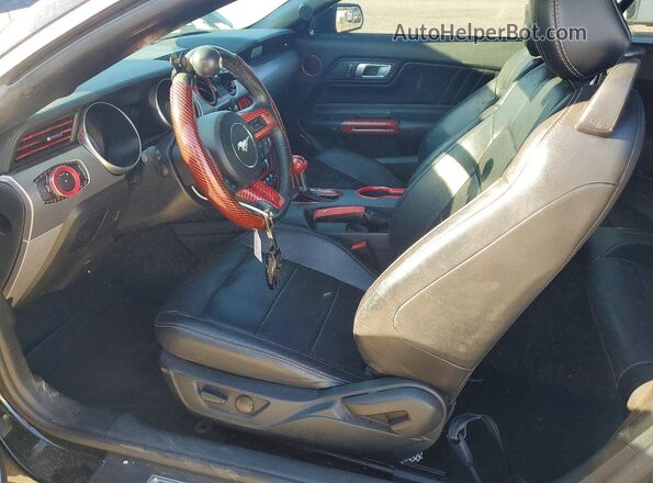 1FATP8UH5N5119976 2022 FORD MUSTANG Black Вид салону спереду