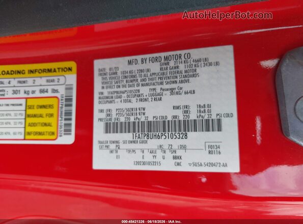 1FATP8UH6P5105328 2023 FORD MUSTANG Red Widok komory silnika