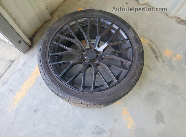 1FATP8UH7J5124431 2018 FORD MUSTANG Черный Вид подкапотного пространства