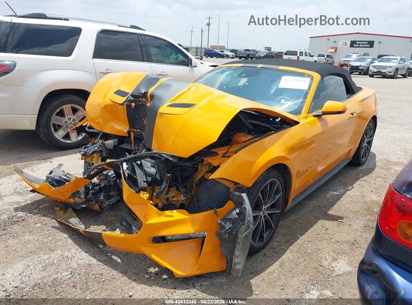 1FATP8UH7K5150125 2019 FORD MUSTANG Orange Передня ліва чверть