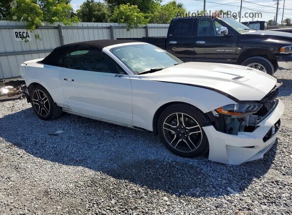 1FATP8UH7L5136887 2020 FORD MUSTANG White 