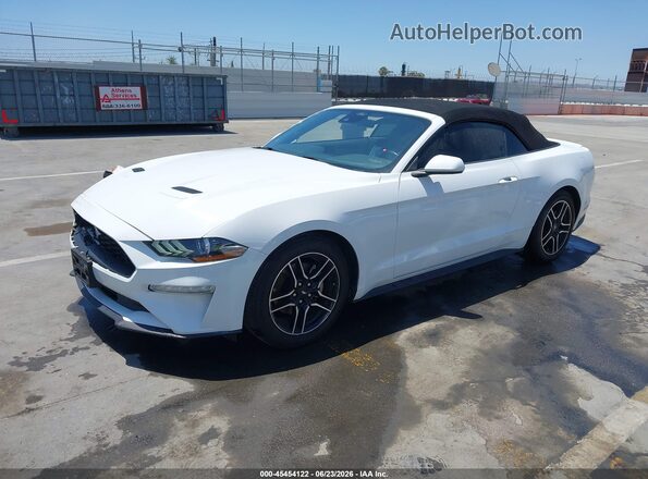 1FATP8UH7P5105712 2023 FORD MUSTANG White Przód lewy