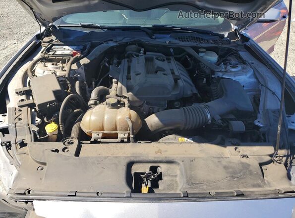 1FATP8UH8G5334013 2016 FORD MUSTANG Silver Вид задньої частини салону