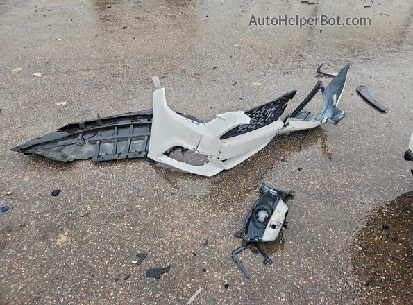 1FATP8UH8H5212589 2017 FORD MUSTANG White Engine compartment view