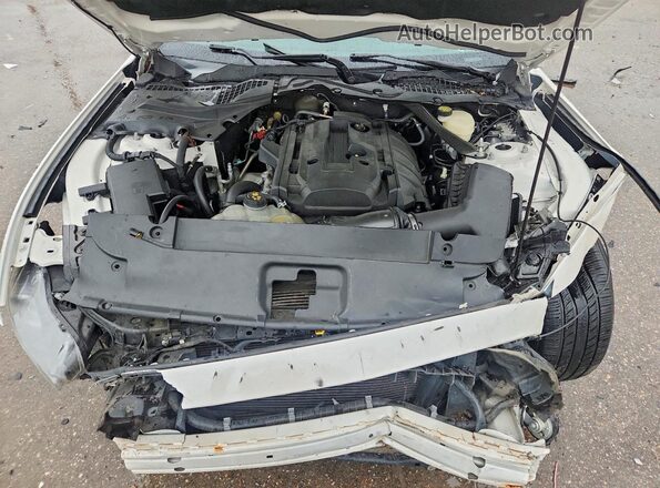 1FATP8UH8H5212589 2017 FORD MUSTANG White Rear interior view