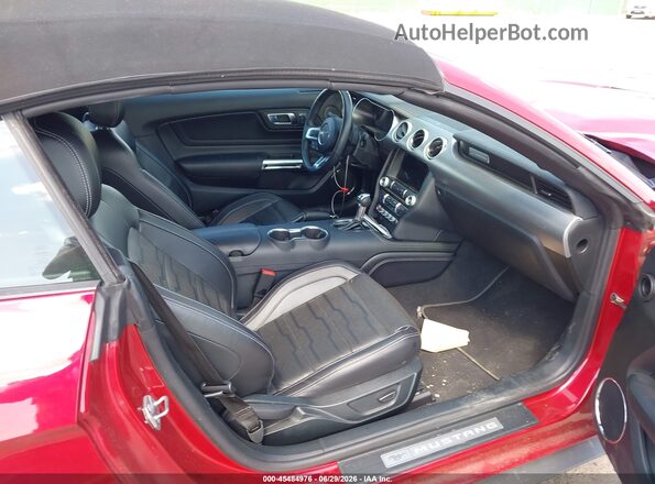 1FATP8UH8N5131085 2022 FORD MUSTANG Red Вид салону спереду