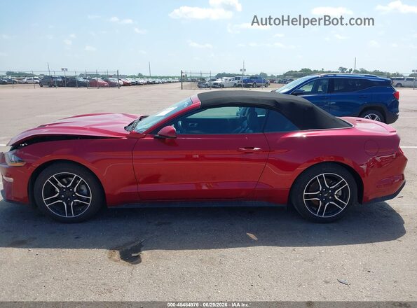 1FATP8UH8N5131085 2022 FORD MUSTANG Red Панорамний вид салону 360°