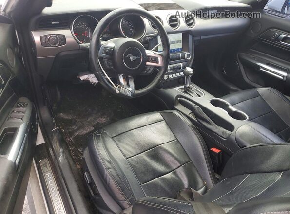 1FATP8UH9K5116686 2019 FORD MUSTANG White Вид панелі приладів