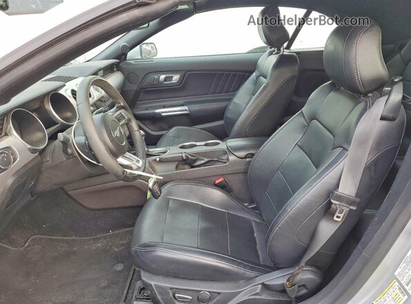 1FATP8UH9K5158470 2019 FORD MUSTANG Silver წინა სალონის ხედი