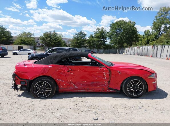 1FATP8UH9L5113093 2020 FORD MUSTANG Red 360 interior view