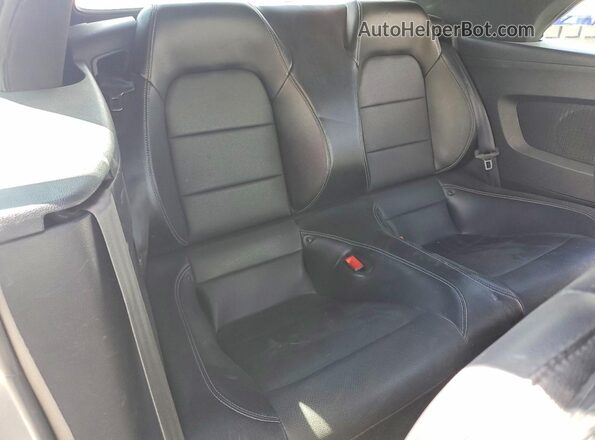 1FATP8UH9L5126068 2020 FORD MUSTANG Silver Rear seats view