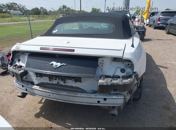 1FATP8UH9N5118720 2022 FORD MUSTANG White 