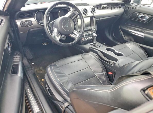 1FATP8UHXJ5110104 2018 FORD MUSTANG Black Vista del salpicadero