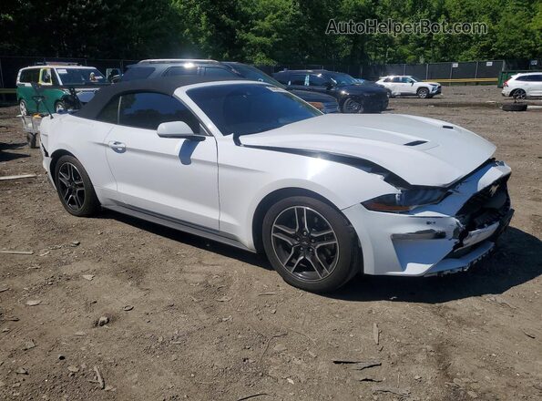 1FATP8UHXN5124817 2022 FORD MUSTANG White Front right