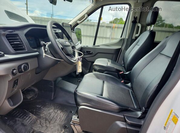 1FBAX2C87TKA04072 2026 FORD TRANSIT White Вид салону спереду
