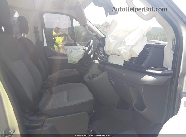 1FBAX2C88RKB01113 2024 FORD TRANSIT-350 Silver Вид салону спереду