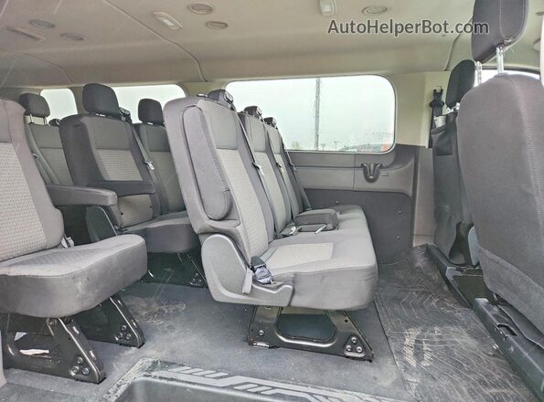 1FBAX2Y80PKA48977 2023 FORD TRANSIT White Widok wnętrza z tyłu