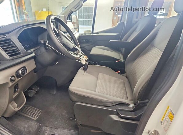 1FBAX2Y83RKA73889 2024 FORD TRANSIT White Вид салону спереду