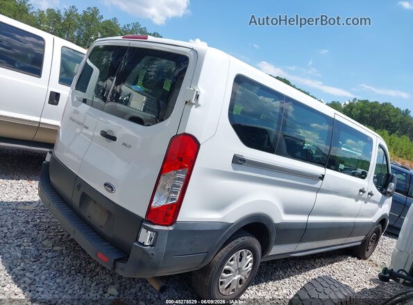 1FBAX2Y87NKA48942 2022 FORD TRANSIT-350 White Rear interior view
