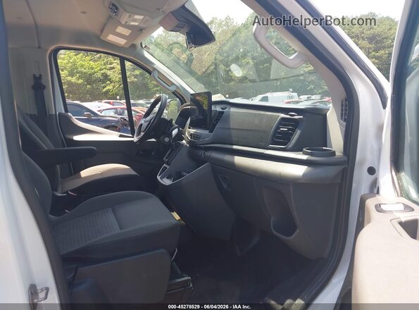 1FBAX2Y87NKA48942 2022 FORD TRANSIT-350 White Front interior view