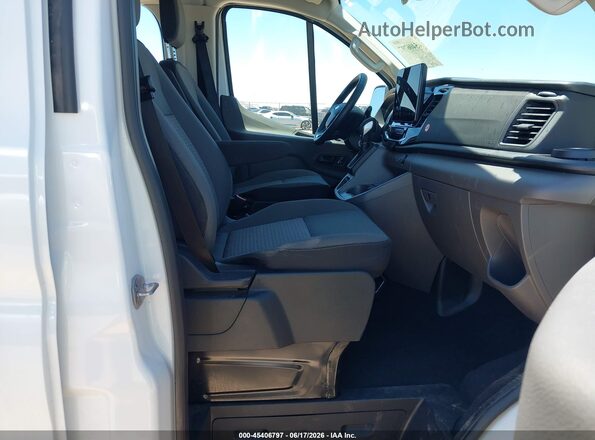 1FBAX2Y8XTKA07587 2026 FORD TRANSIT-350 White Front interior view