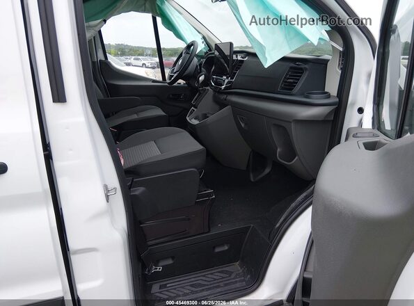 1FBAX2YG0TKA28584 2026 FORD TRANSIT-350 White Vista interior delantera