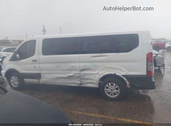 1FBAX2YG3MKA23655 2021 FORD TRANSIT-350 White Սալոնի 360 աստիճան տեսք