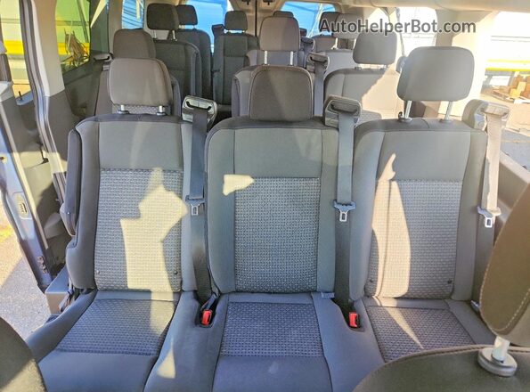1FBAX2YG3RKB82506 2024 FORD TRANSIT Blue Rear seats view